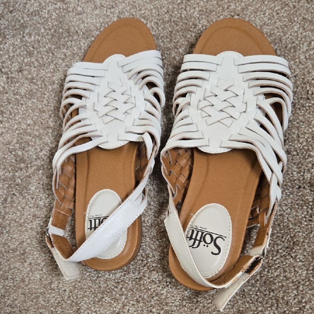 Sofft Women's Cream Woven Sandals